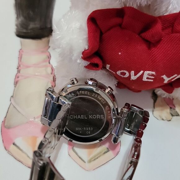 Michael Kors Bling Rhinestones Silver Stainless Watch & Boyd Bear & Original Box - Picture 9 of 17